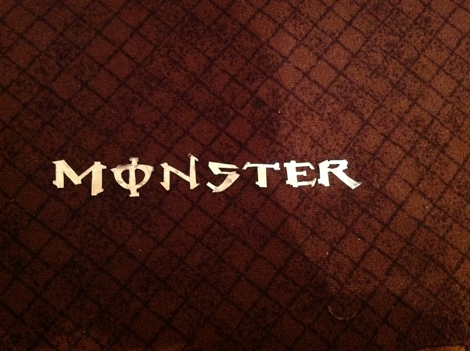 Наклейка Monster Energy . 3