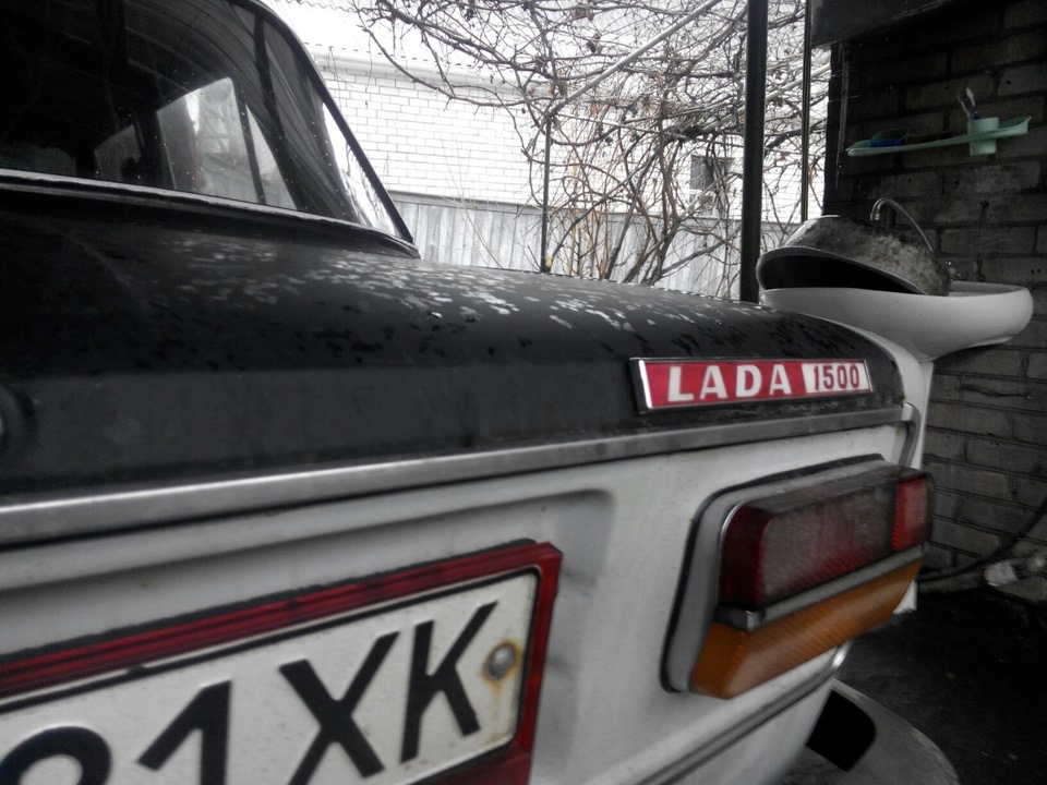 Шільдік Лада 1500 5
