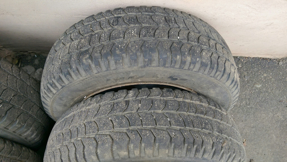 Продам зимову гуму Matador r13 3