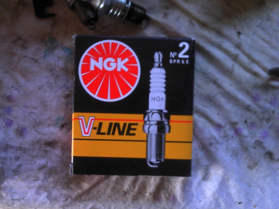 Свічки NGK2 1