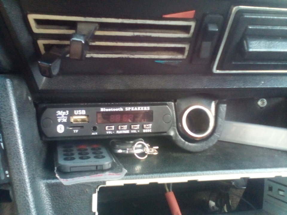 Ремонт магнітоли та впровадження USB програвача 4