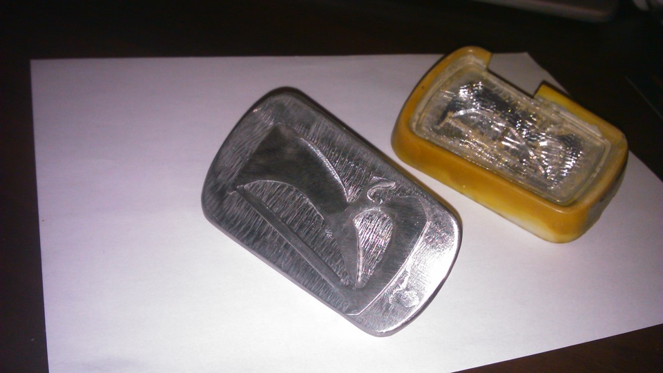Значок VAZ (non plastic) 2