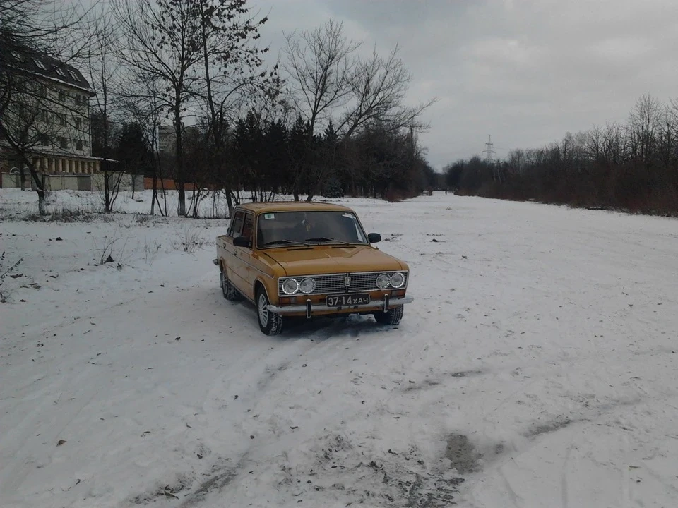 А у нас все пучком! Там, де прямо не проліземо, ми пройдемо бочком!_))