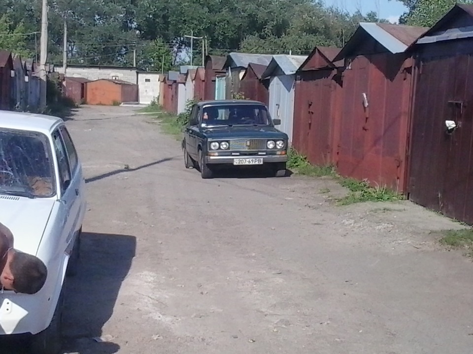 щось колесо приспустило. 1