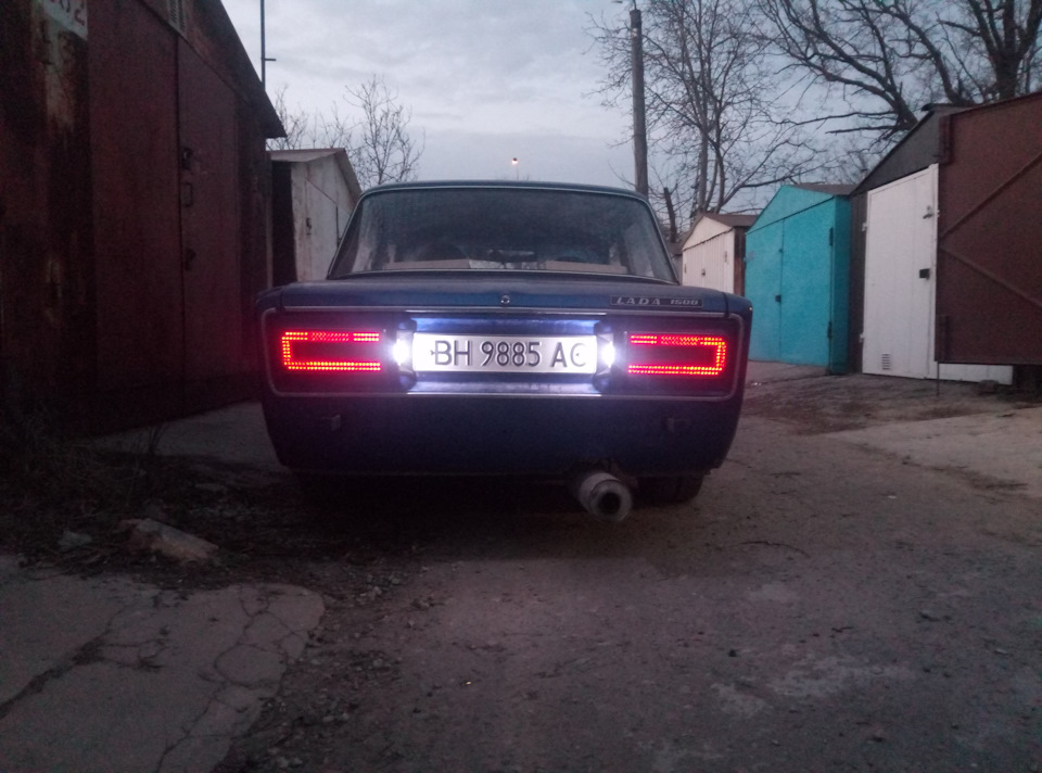 Задня світлодіодна оптика 1