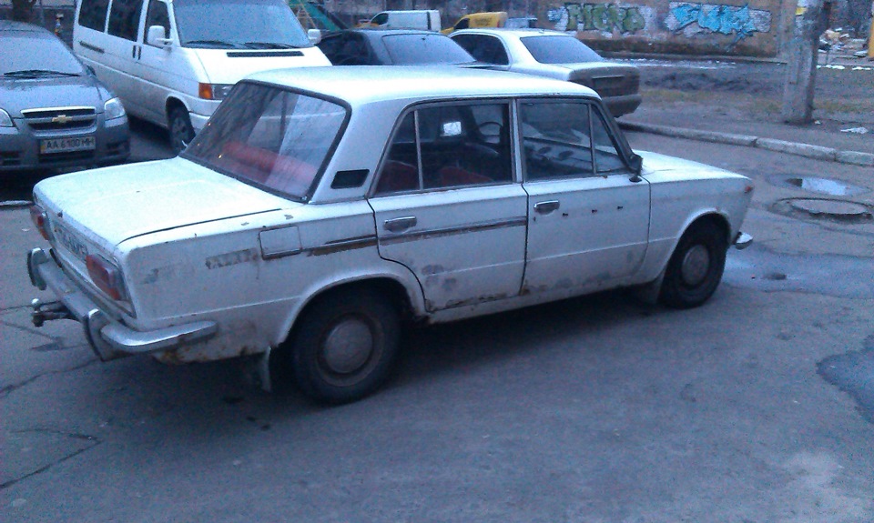 На початку 3