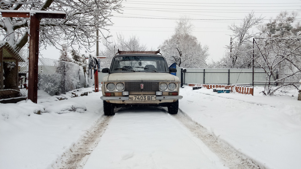 Купив все-таки нову, , гітару, ,)) 1