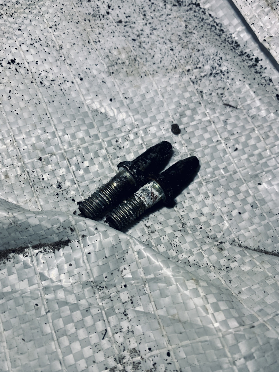 Заміна внутрішнього та зовнішнього підшипників маточини правої сторони. 4