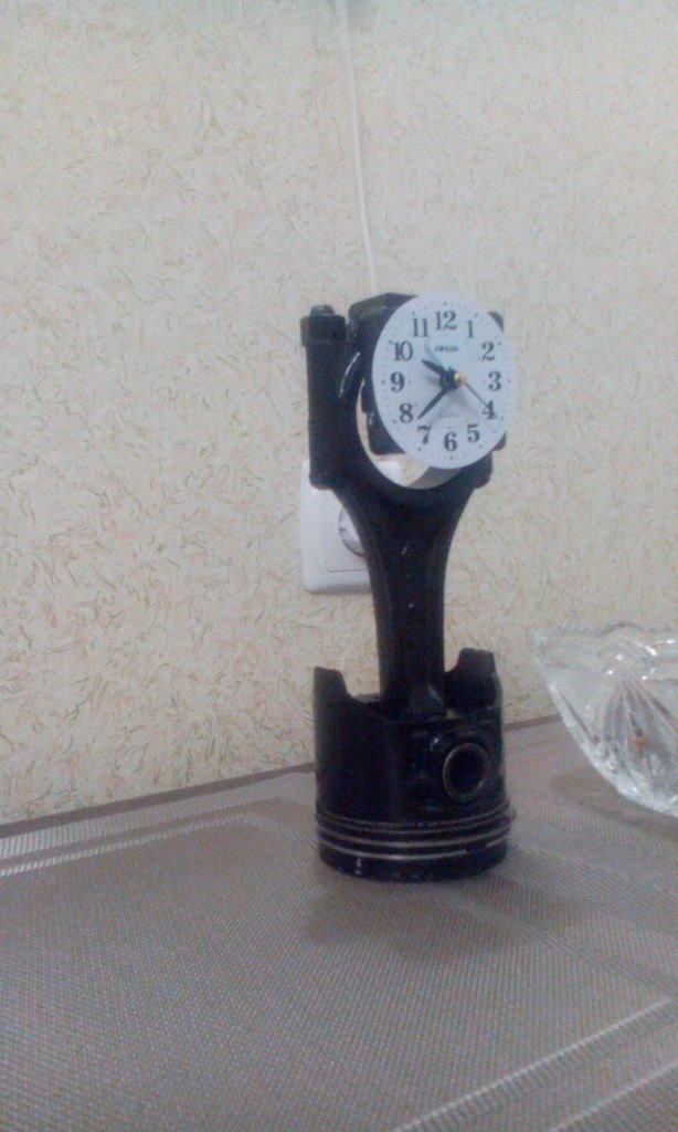Друге життя поршня з мого двигуна =))) 2
