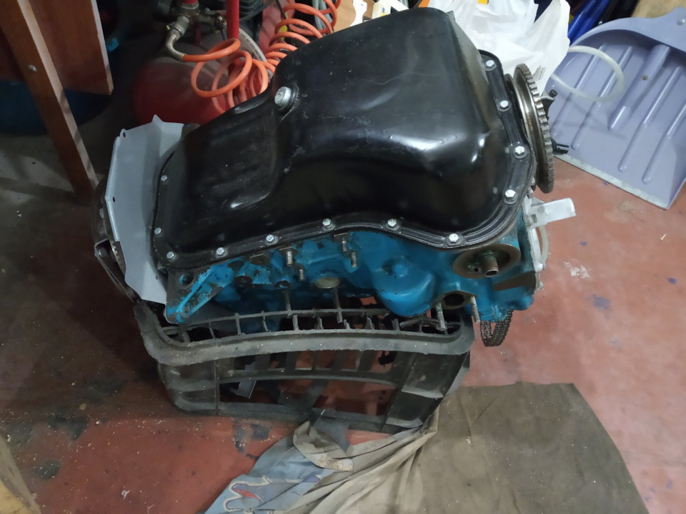 Низ двигла. 3