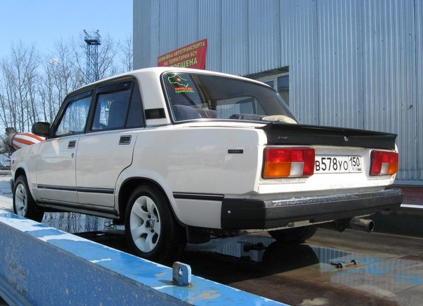 Продам Спойлер АВР на класику 2