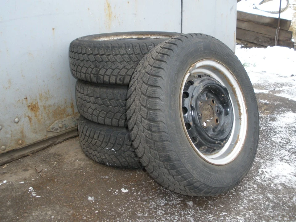 Продам зимову гуму на дисках Nokian W