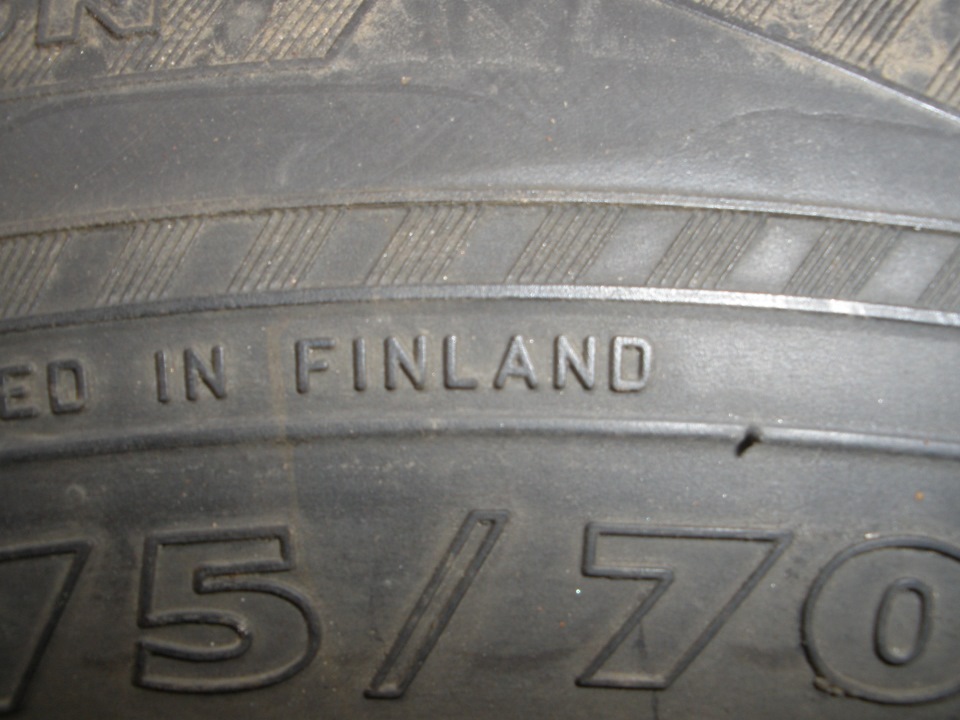 Продам зимову гуму на дисках Nokian W 3