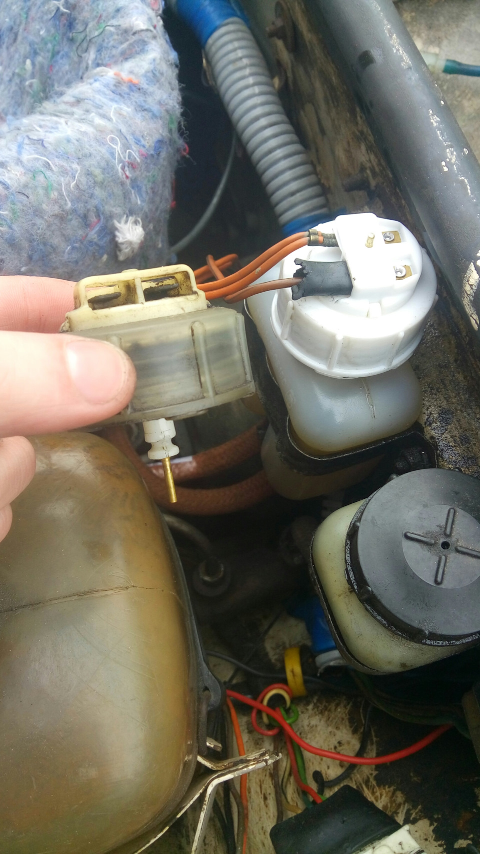 Новий датчик гальмівної рідини 1