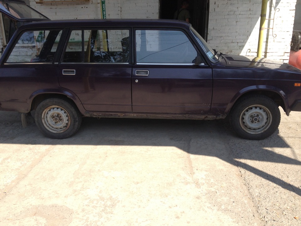 R15 7J 3