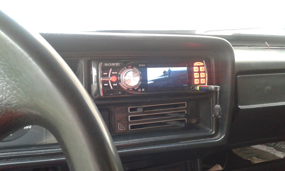 Автомагнітола Sony 3016А (китайка) 3