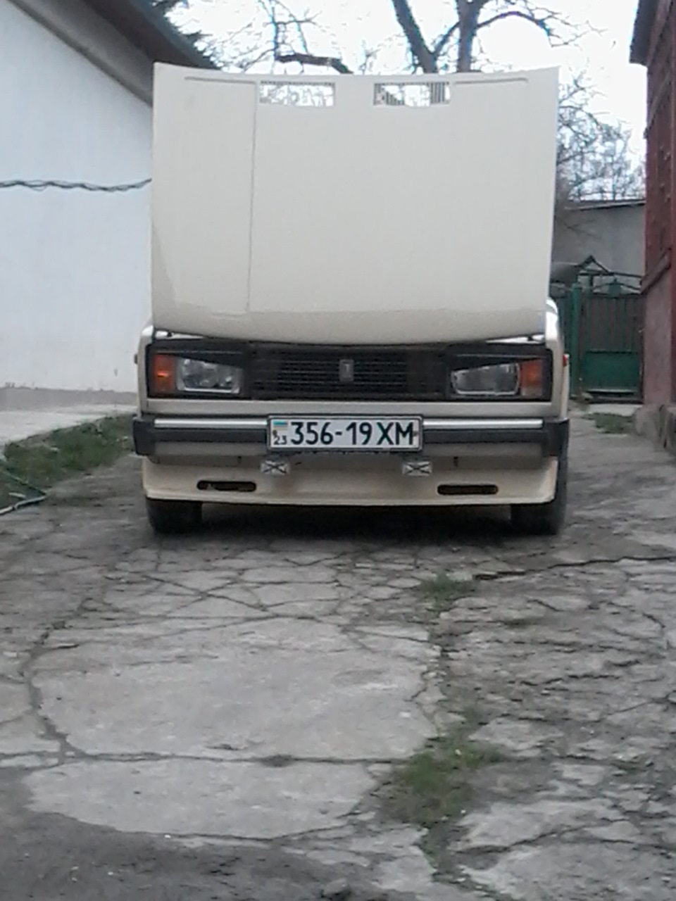 Грати радіатора 2