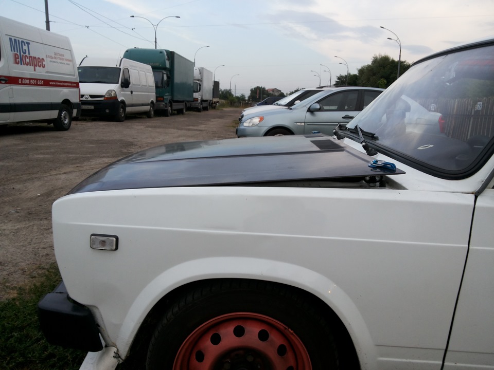 Злой капот } 3