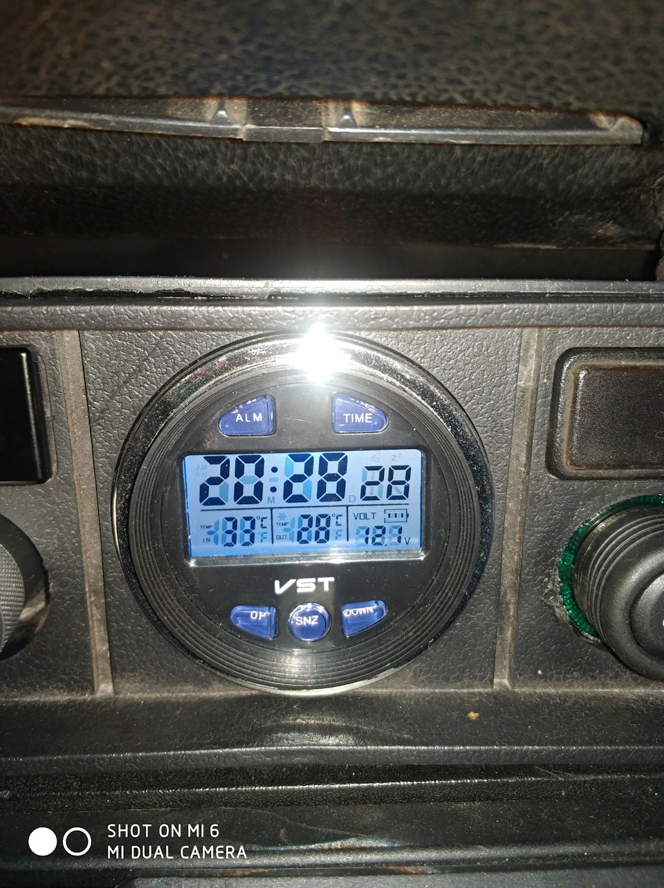 Годинник vst 1