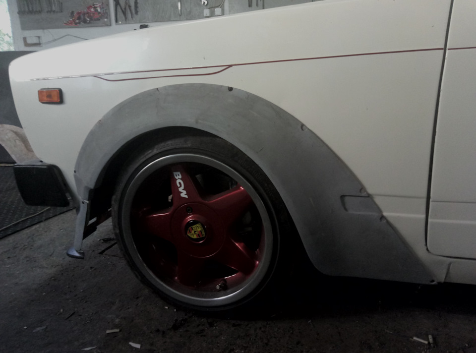 Довгоочікувана примірка фендерів у стилі Rocket bunny 3