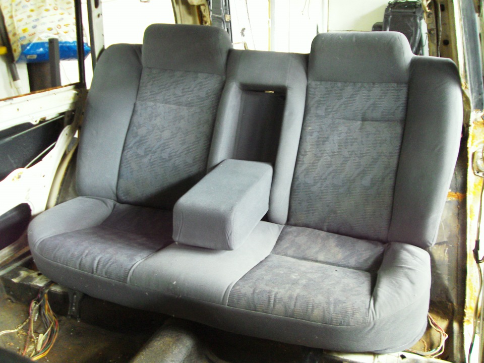 Купівля задніх сидінь від Daewoo Nexia 3