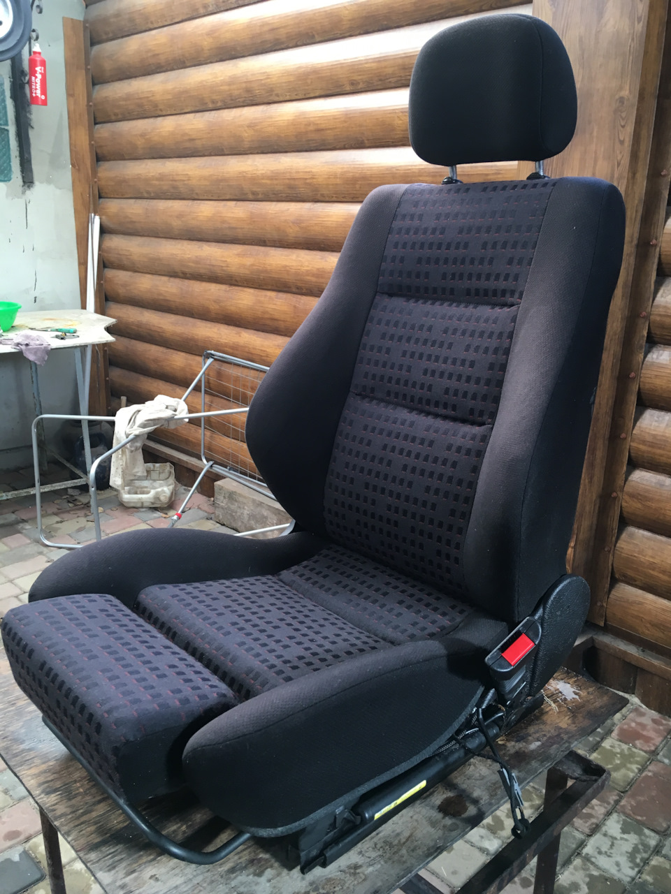 Передні сидіння Recaro від Opel Astra 5