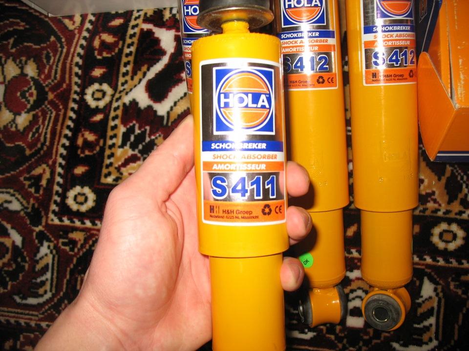 Амортизатори 2121 HOLA 3