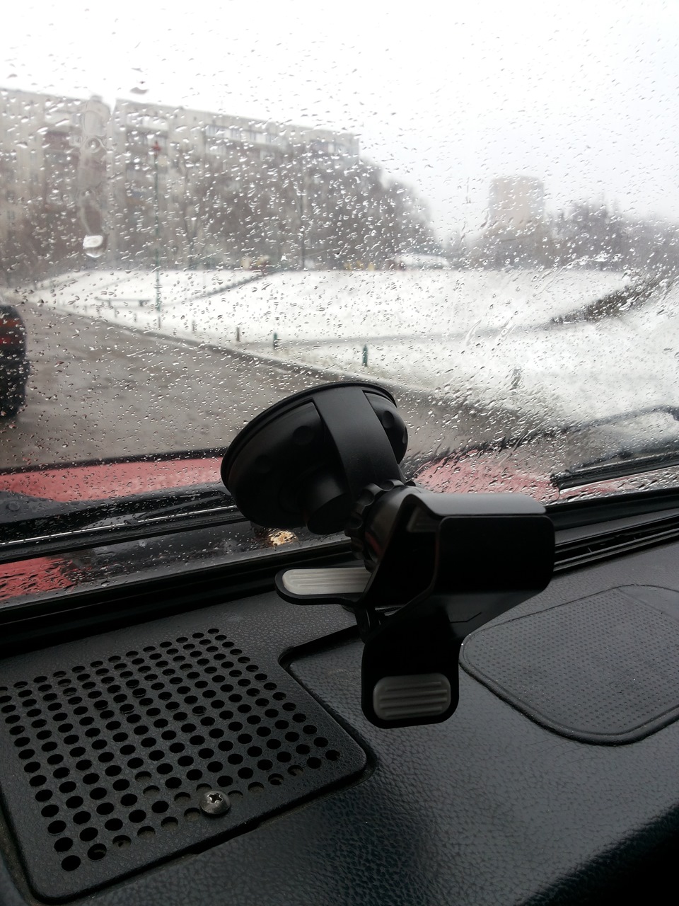 Тримач для телефону прищіпка 2