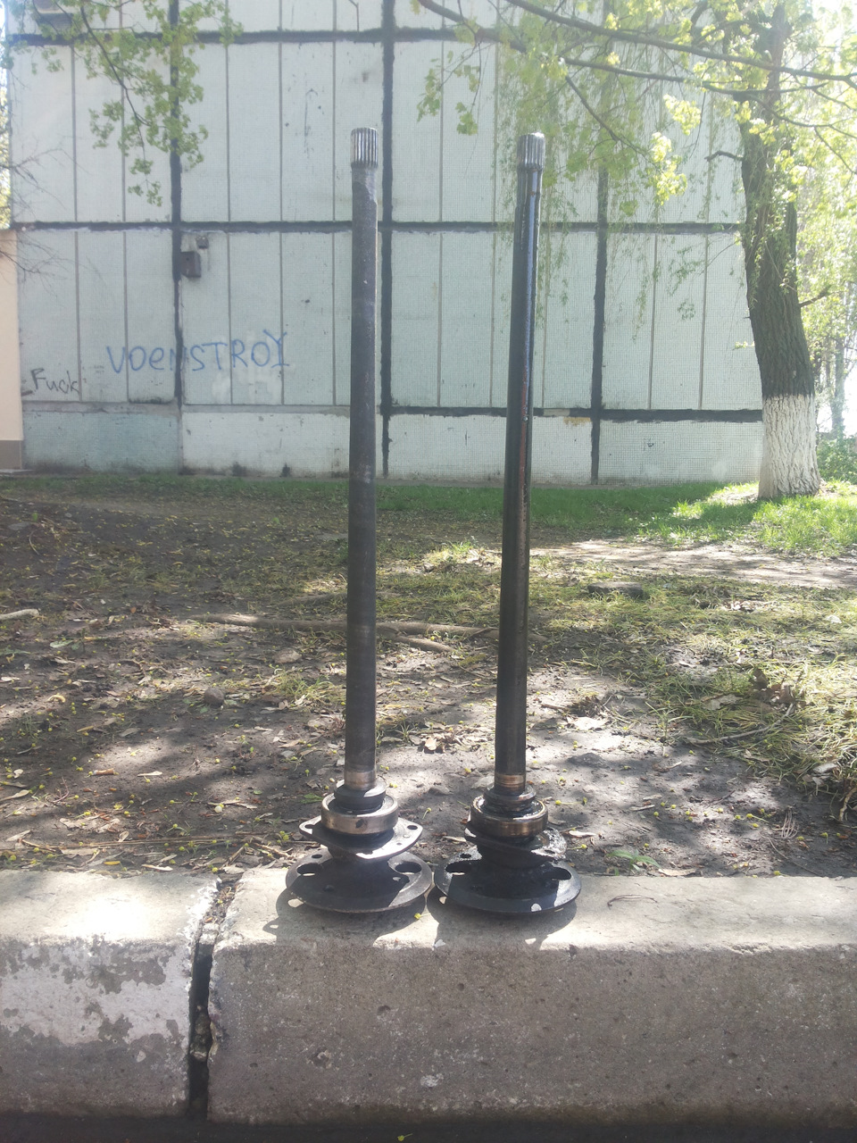 Погнув піввісь = заміна півосі / хороші дороги 2
