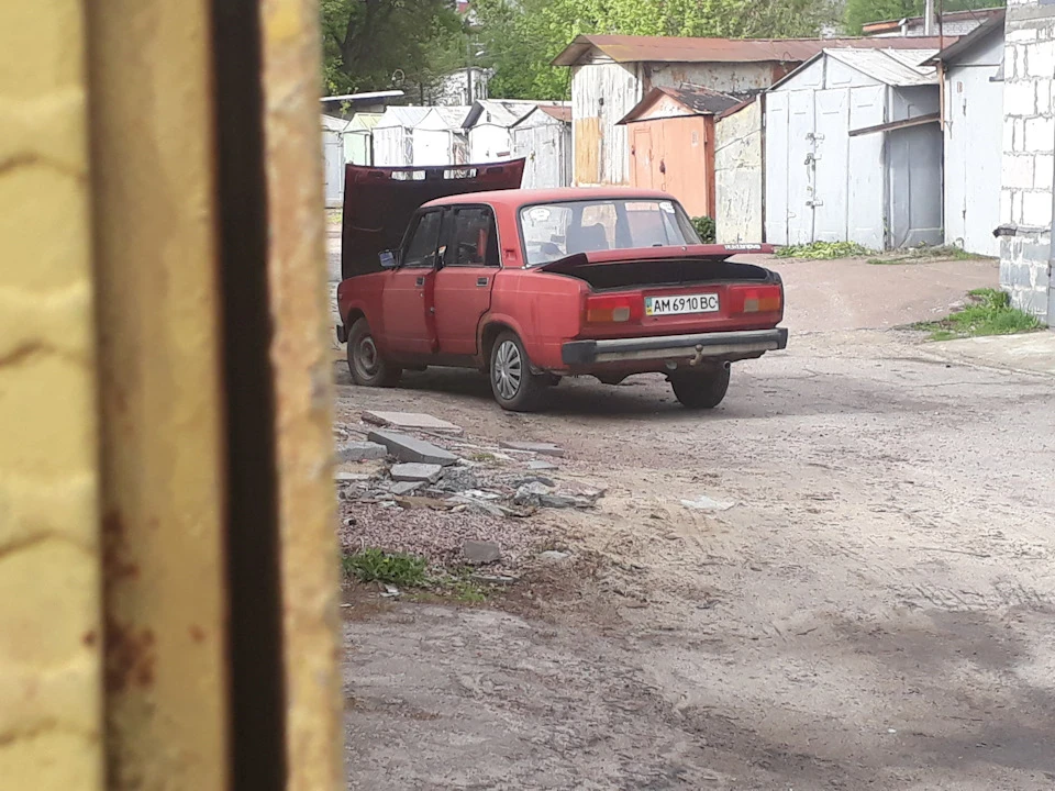 Фотосєт)1 травня)