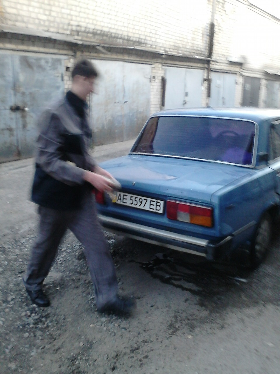 невеликий ремонтик, доводжу до ладу машинку 5