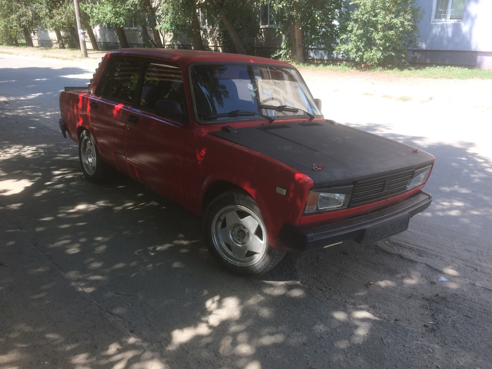 Borbet A 7j r15 на ВАЗ 2105 5