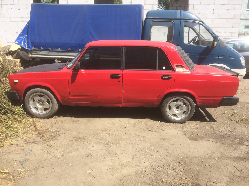 Borbet A 7j r15 на ВАЗ 2105 1