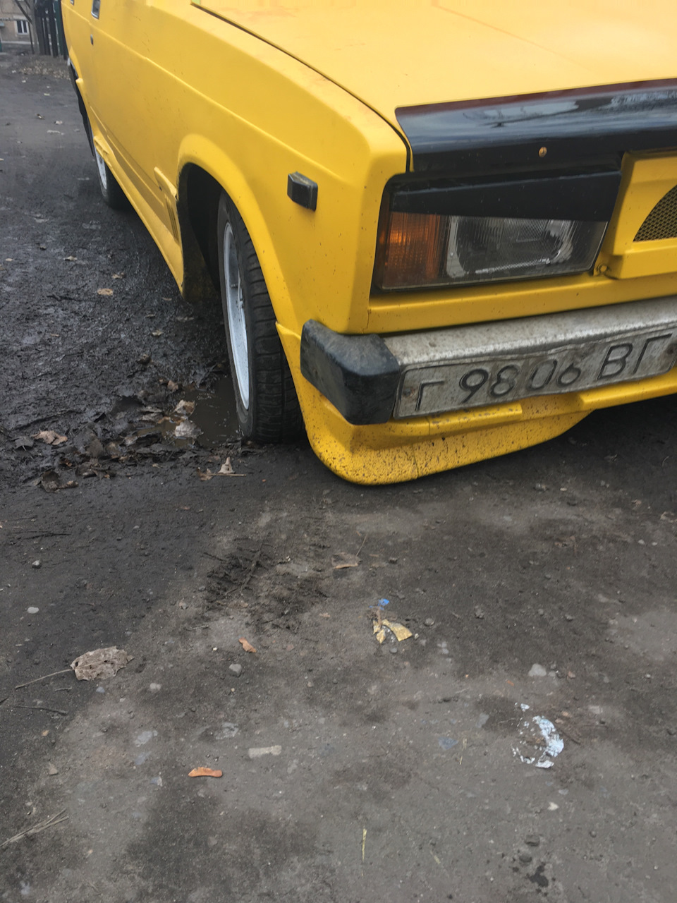 Лінзи з очима на класику 1