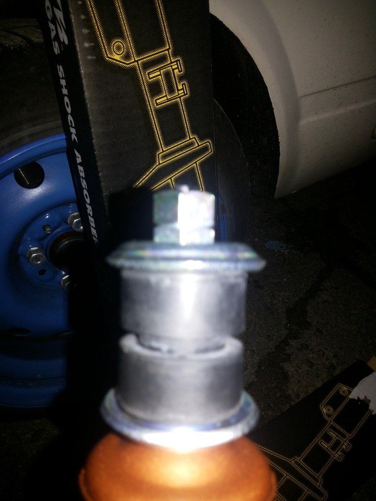 Амортизатори KYB ULTRA SR 3