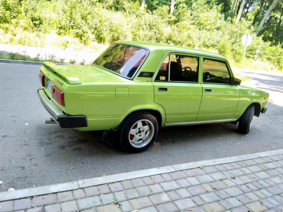 Різноширокі диски DEZENT 4