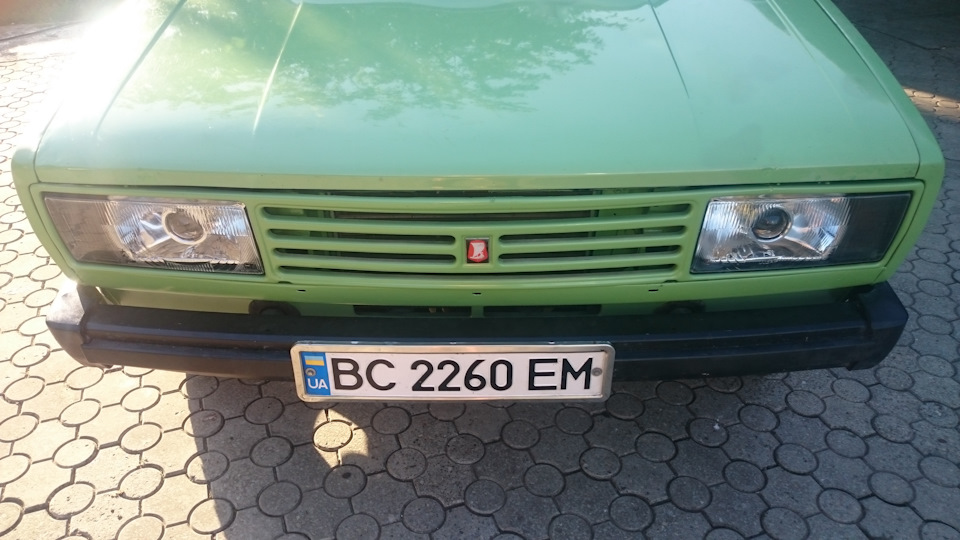 Решітка радіатора LADA RIVA 2