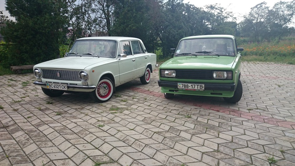 ВАЗ 2105 і ВАЗ 21013 1