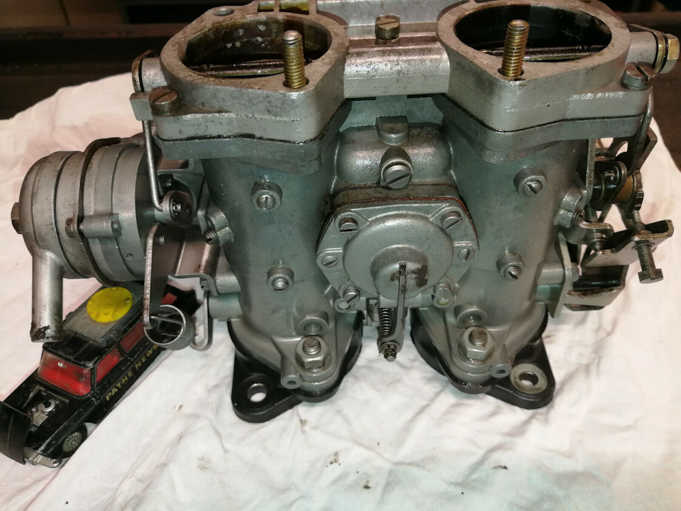 Горизонтальні карбюратори Solex. Solex c40 addhe. 2