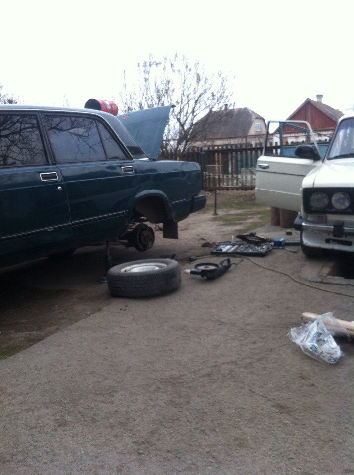 Смуток: ( 1
