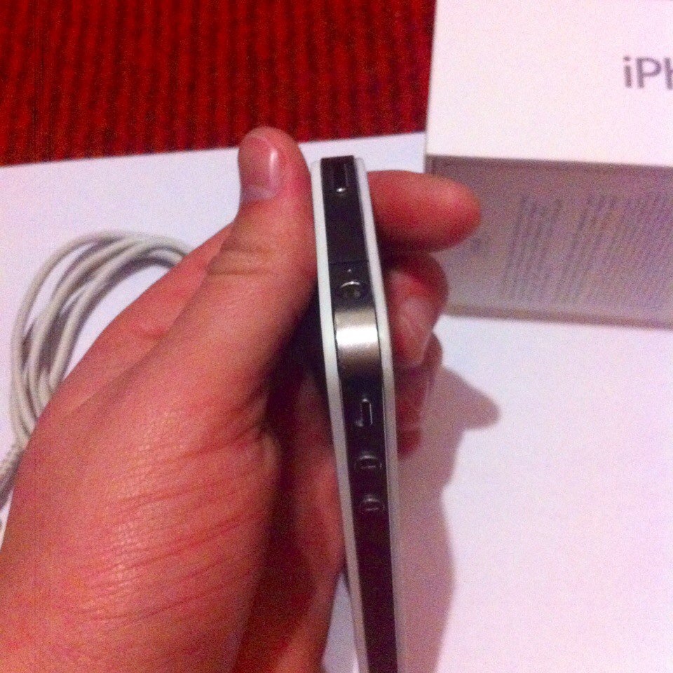 Продам iphone 4 16гіг, неверлок 5