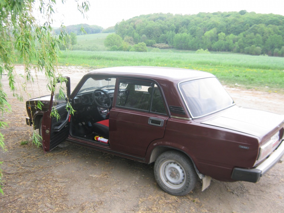 Минув місяць. 2