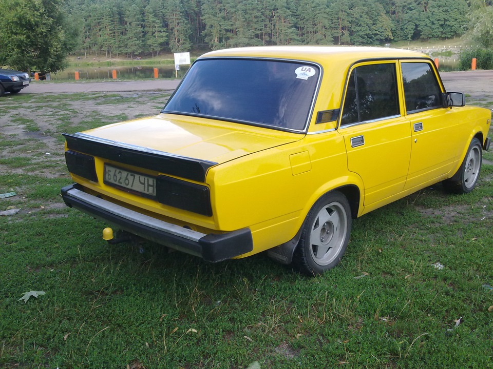 прикупив спойлер AVR 1
