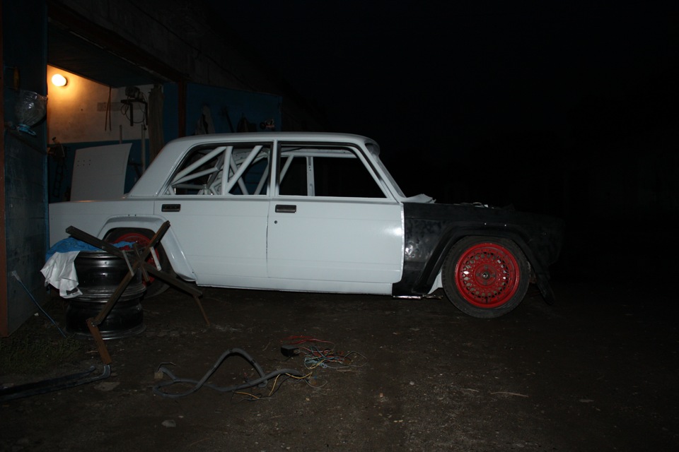 Почав збірку. 4