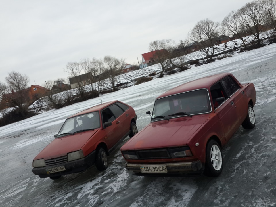 Поставив нові ковзанки р15 7ж))) 1