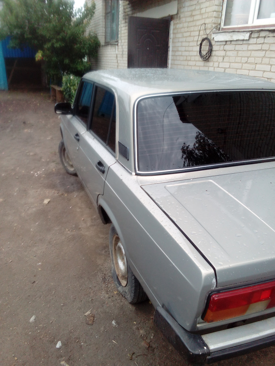 Складання продовжується 3