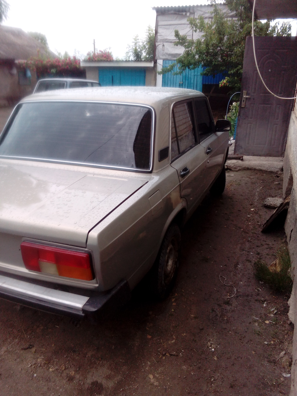 Складання продовжується 2