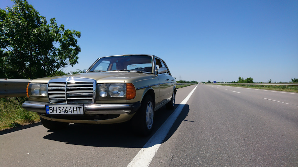 Придбав Mercedes W123 200D 1980 р.в. 1