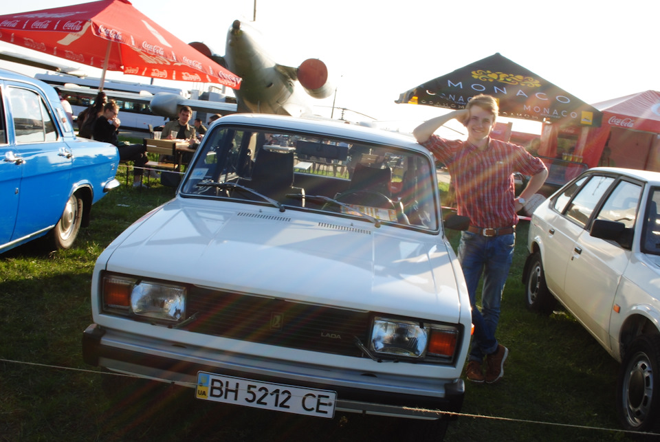 Участь у Old Car Land. 1