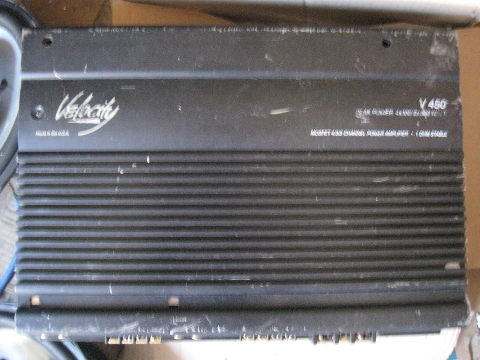 ПРОДАМ ! Підсилювач: Blaupunkt Velocity V450 1